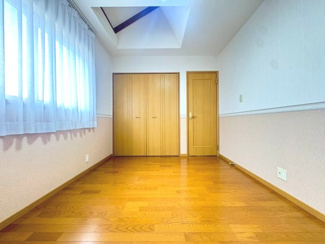 【洋室】 | 箕面市船場西1丁目貸家