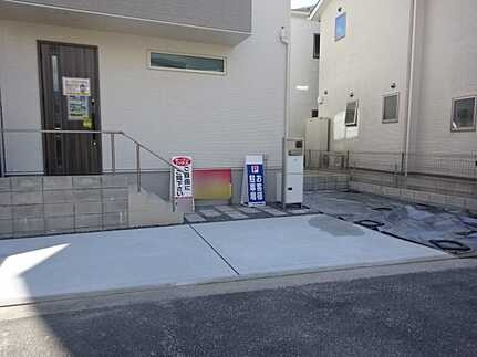 広島市佐伯区五日市中央2丁目　新築一戸建ての駐車場