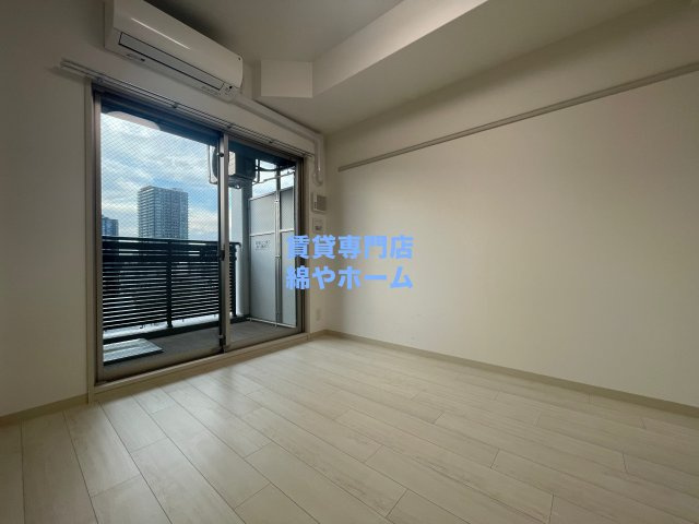 エステムコート難波サウスプレイスVIIIハイドの寝室|ゆとりの広さです