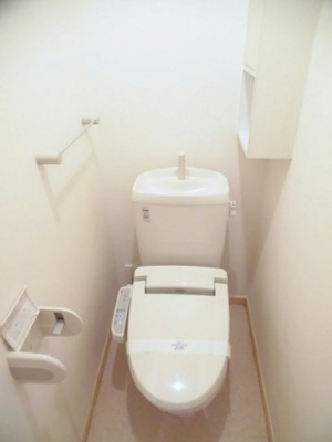 【トイレ】 | フロル・デ・コルサ | 落ち着いた色調のトイレです