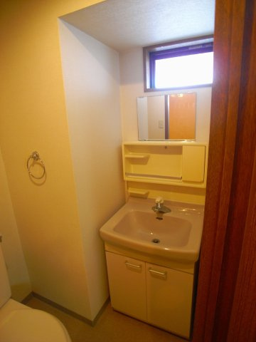 カーサ千寿の独立洗面台