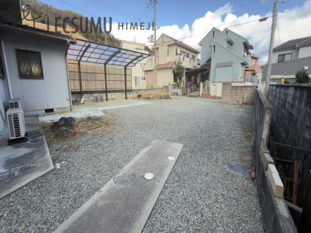 姫路市上手野/売土地の前面道路含む現地写真
