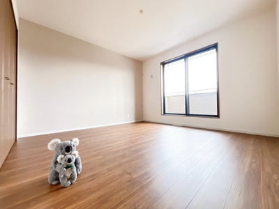 【洋室】 | 安中市古屋　新築住宅 | 「どんな家具を置こうかな」とワクワクする。好みのこだわりのお部屋にしてじぶんだけの部屋でゆったりと寛げます。