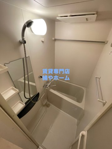 エステムプラザ難波ＷＥＳＴIIプレディアの浴室|ゆったり過ごせるお風呂です