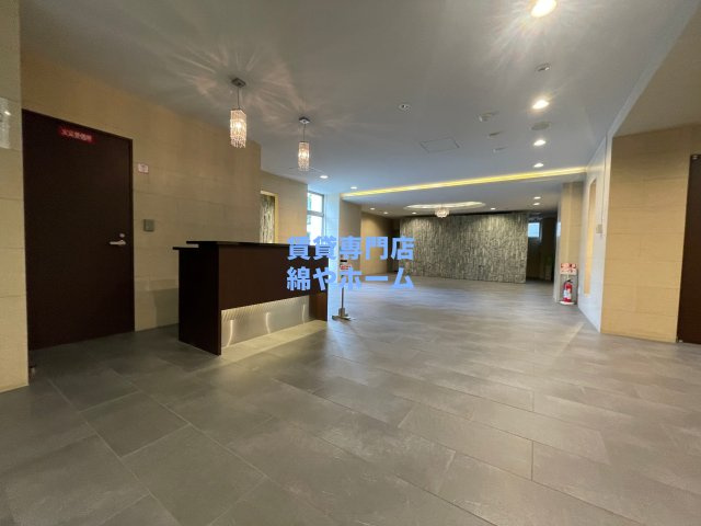 エステムプラザ難波ＷＥＳＴIIプレディアのロビー|清潔なロビーです