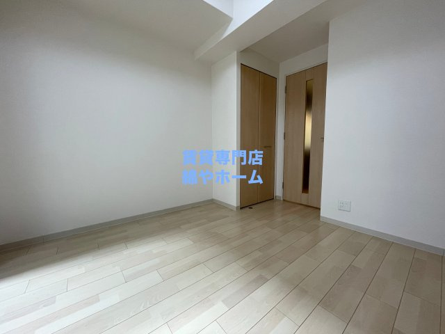 エステムプラザ難波ＷＥＳＴIIプレディアの洋室|広々とした洋室です