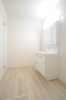 【洗面所】 | 綾瀬市深谷中３丁目 新築戸建て 全3棟【仲介手数料無料】