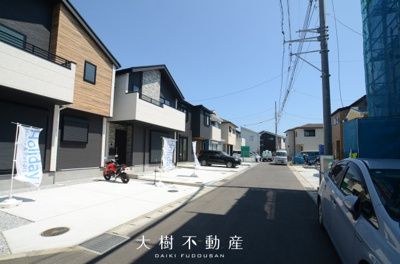 【前面道路含む現地写真】 | 綾瀬市深谷中３丁目 新築戸建て 全3棟【仲介手数料無料】