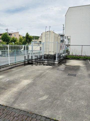 仲介手数料0円！フィオレンテ高針台の駐車場