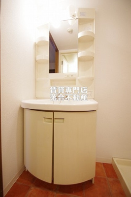 【独立洗面台】 | Chateau Life SagamiharaⅢ（シャトーライフサガミハラ） | 独立洗面化粧台付き