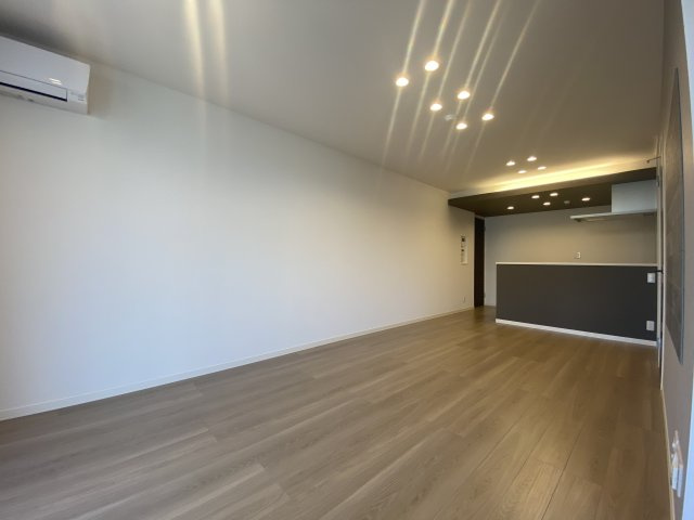 リラフォートの居間・リビング