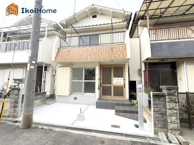 明石市明南町2丁目　中古戸建の駐車場|【ホームページに現地動画掲載中】●年中無休：当日予約可●鳥羽小まで徒歩3分、野々池中まで徒歩12分。