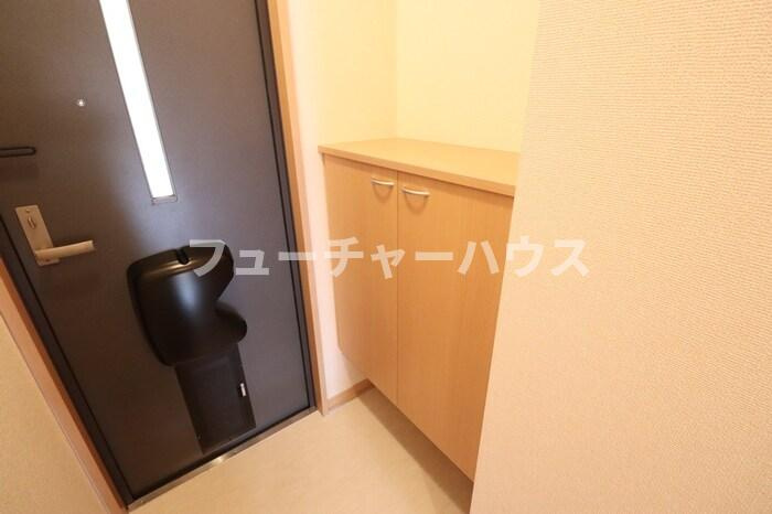 ロイヤルシティ　Ａの玄関
