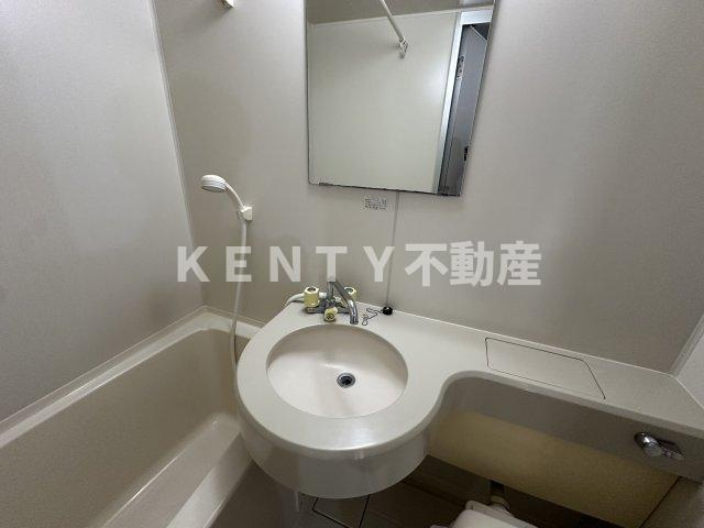 【洗面所】 | ネオコート久が原 | 明るい洗面所です