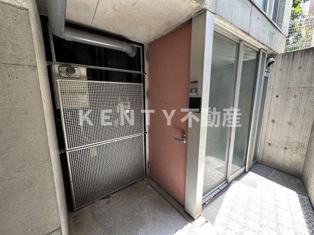 【玄関】 | ネオコート久が原 | ゆったりとした玄関です