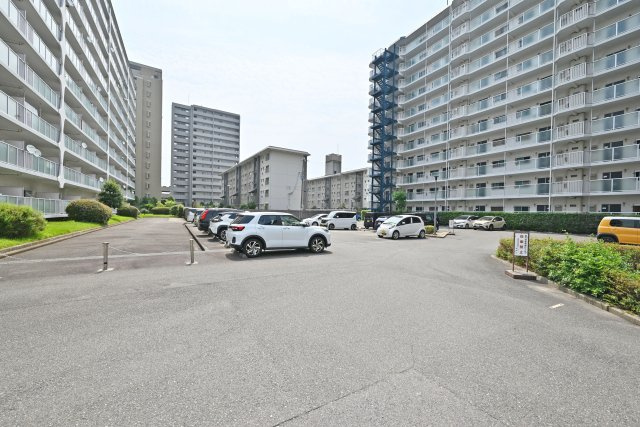 日商岩井香枦園マンション二号棟の駐車場|駐車場月額(1,3000円）