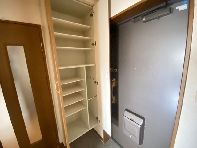 ウイング金屋町ステーションサイドの収納