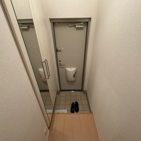 メゾン・ド・マリンⅠの玄関