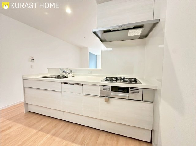 京都市右京区西京極東衣手町　未入居物件のキッチン