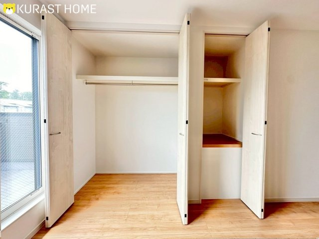 京都市右京区西京極東衣手町　未入居物件の収納