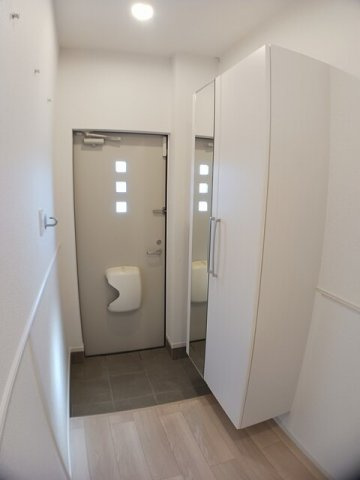 三井郡大刀洗町大字山隈のアパートの玄関|毎日通る玄関はこちらです