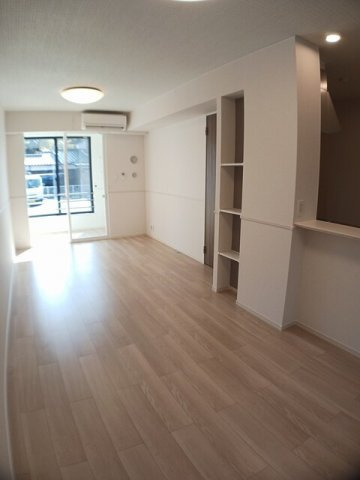 三井郡大刀洗町大字山隈のアパートの居間・リビング|リビングです