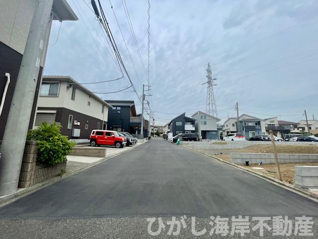 茅ヶ崎市本村3丁目　売地　全4区画の前面道路含む現地写真|現地外観