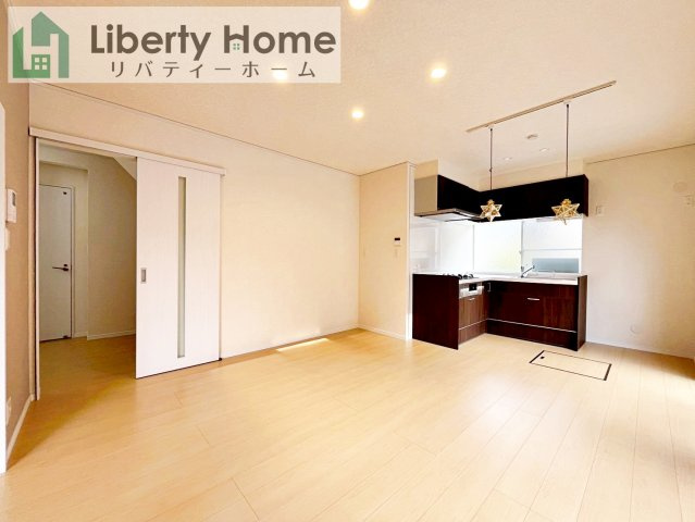 つくば市富士見台　中古戸建の居間・リビング