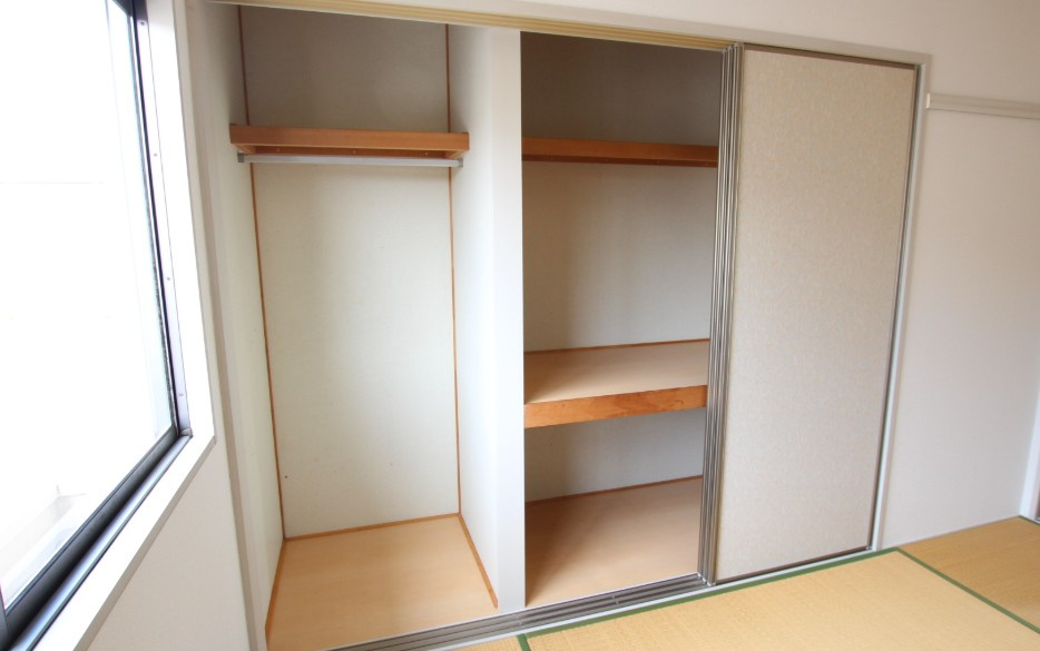 メゾンリリーフAの収納