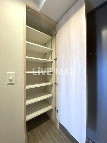 【収納】リビオメゾン東北沢