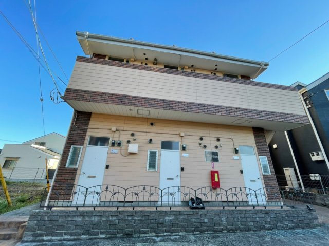 ローヤルハウスの周辺