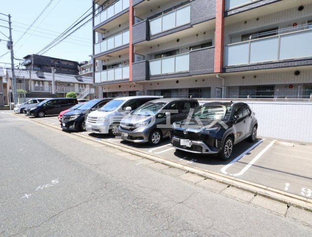 【駐車場】 | ボヌールレーベン | ボヌールレーベンの駐車場