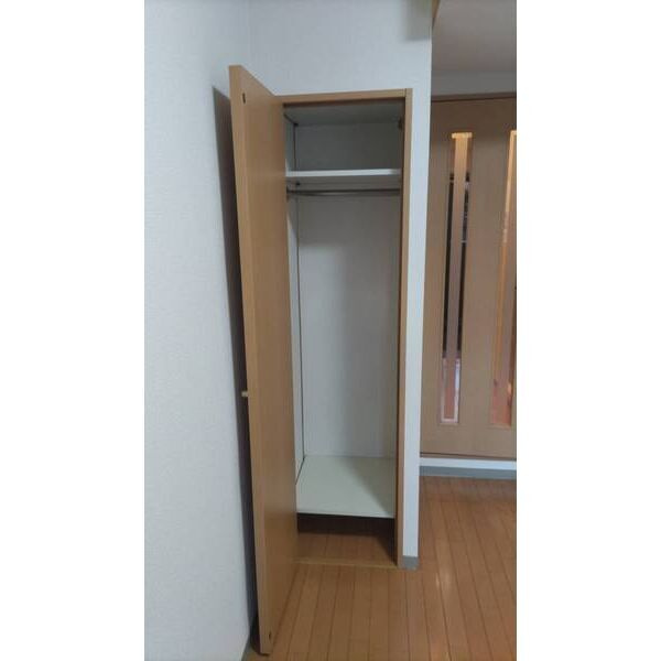 エステムコート御所南Ⅱの収納