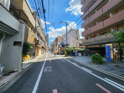 エステムコート御所南Ⅱの周辺|前面道路