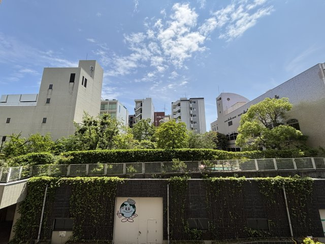 クイーンズパレス東京中央の展望