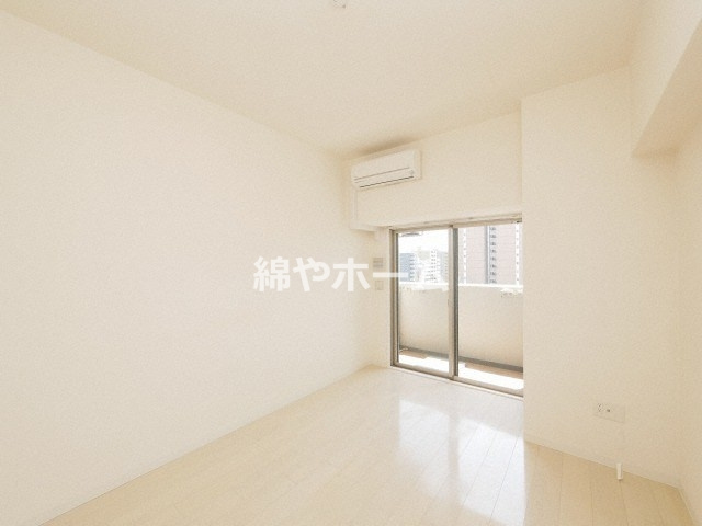 レジュールアッシュ難波MINAMI-Ⅲの居間・リビング|こちらの居間で趣味の時間をお楽しみください