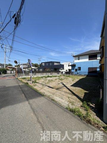 茅ヶ崎市南湖６丁目　売地　の前面道路含む現地写真|前面道路含む現地写真です