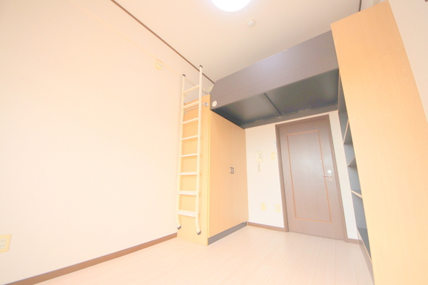 グレースシャンテの居間・リビング