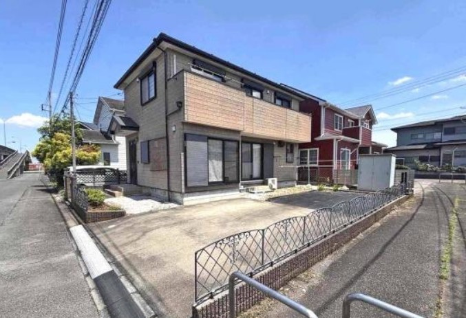 【中古】入間郡毛呂山町中央中古住宅