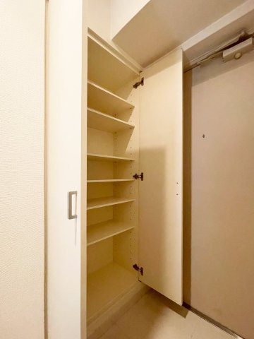 レキシントン・スクエア白金の収納