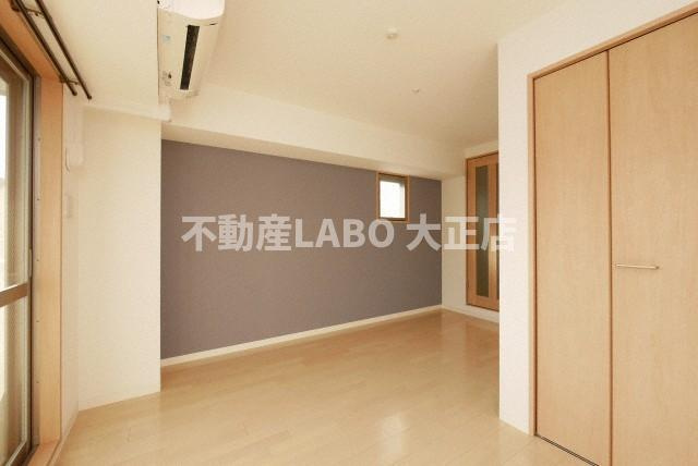 ラ・フォンテ大国の洋室