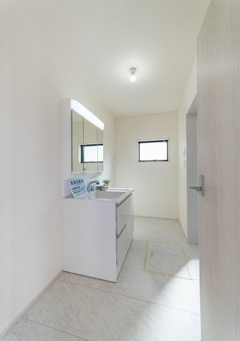 【洗面所】 | 大和市深見 新築戸建 全1棟