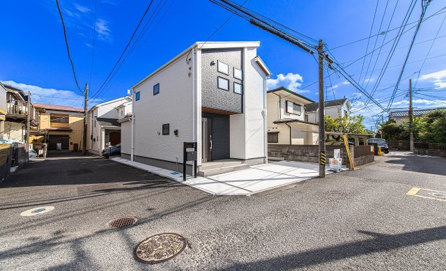 【前面道路含む現地写真】 | 大和市深見 新築戸建 全1棟