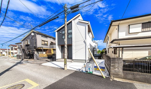 【前面道路含む現地写真】 | 大和市深見 新築戸建 全1棟