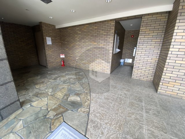 ファミーユ2002のロビー