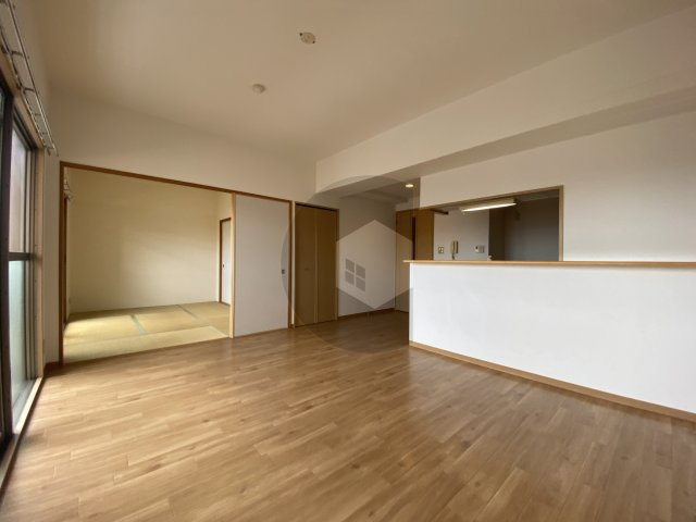 ファミーユ2002の居間・リビング