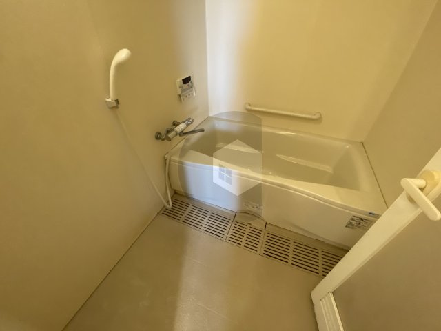 ファミーユ2002の浴室