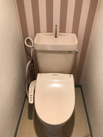 ファミールミヤモトのトイレ|ウォシュレット付き♪