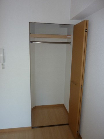 カスタリア薬院の収納