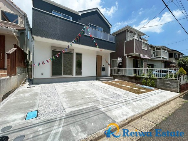 新築戸建　藤沢市大庭の駐車場